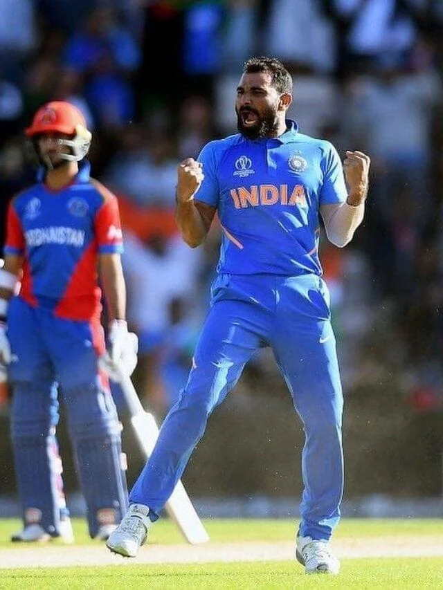 6 Fastest Bowlers in the World to Take 200 ODI Wickets